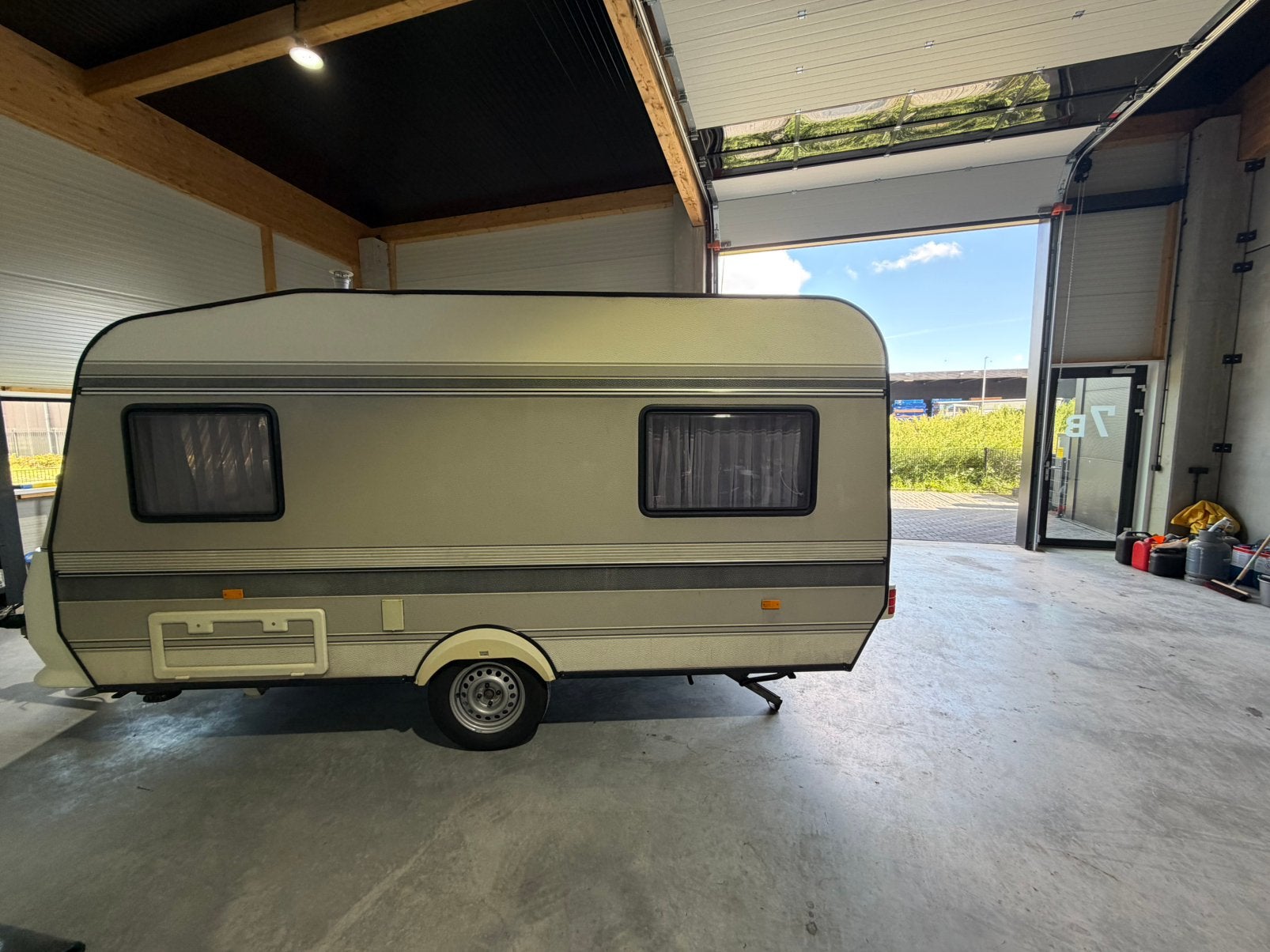 Foto 5 van Mooie hobby 420 classic uit 1990