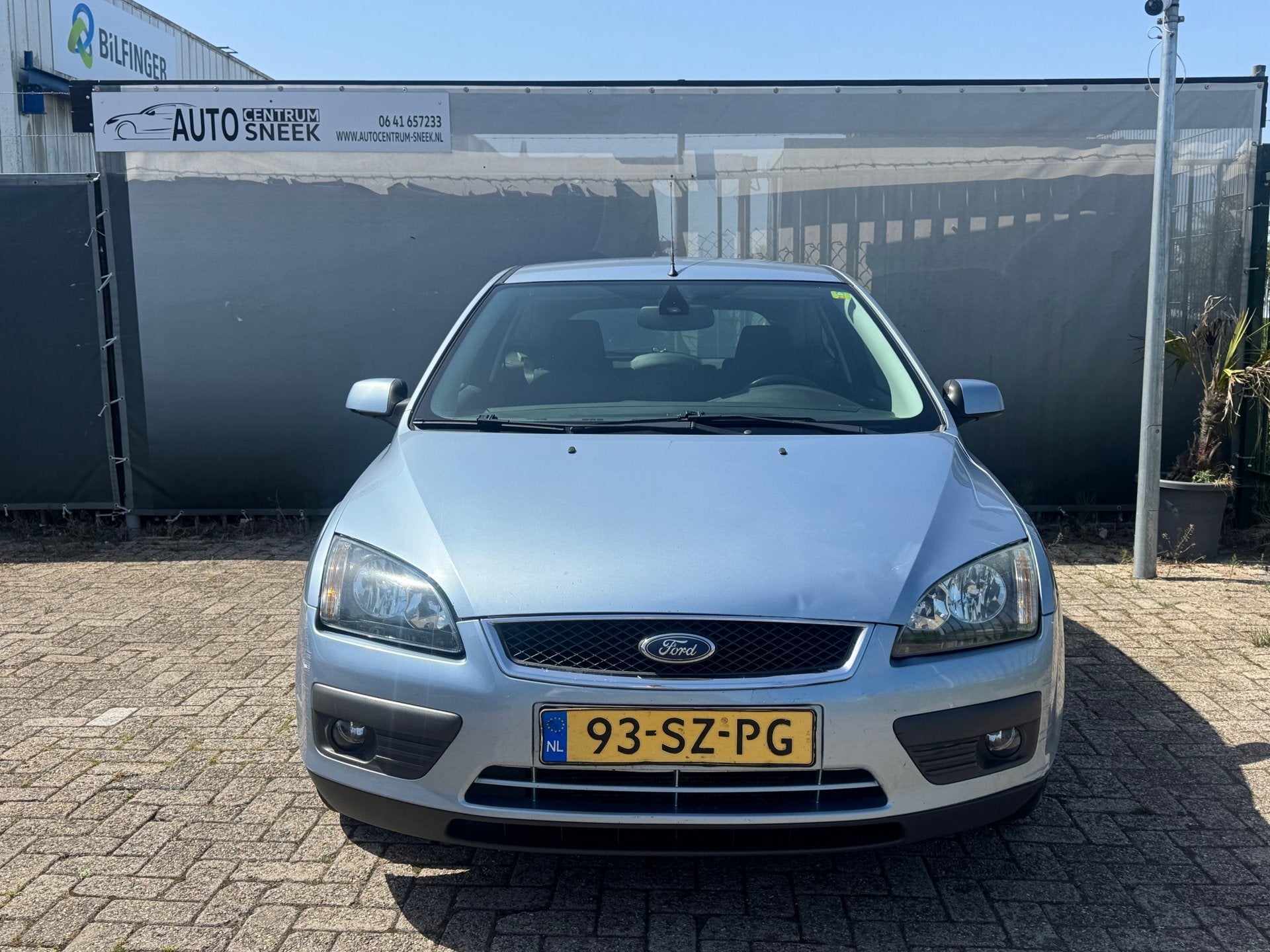 Ford Focus 1.6-16V Futura - Zo mee - Airco - Cruise, 1596 cc, Gebruikt, Zwart, Blauw