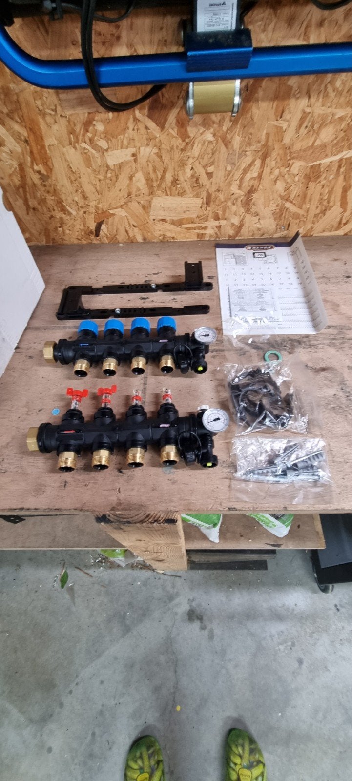 Henco composiet verdeler 4 groepen - Nieuw in doos, Minder dan 30 cm, Overige typen, Nieuw, Minder dan 60 cm