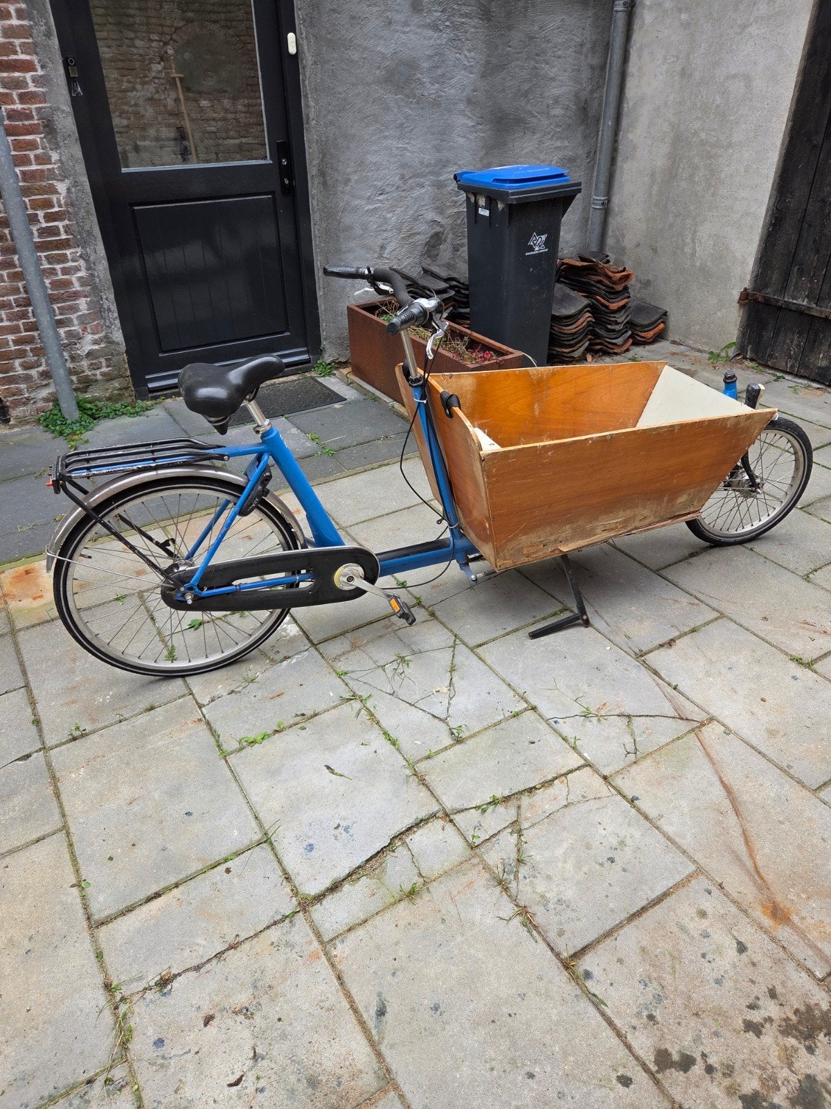 Bakfiets met houten bak, Gebruikt, 2 kinderen, Trommelrem, Ophalen
