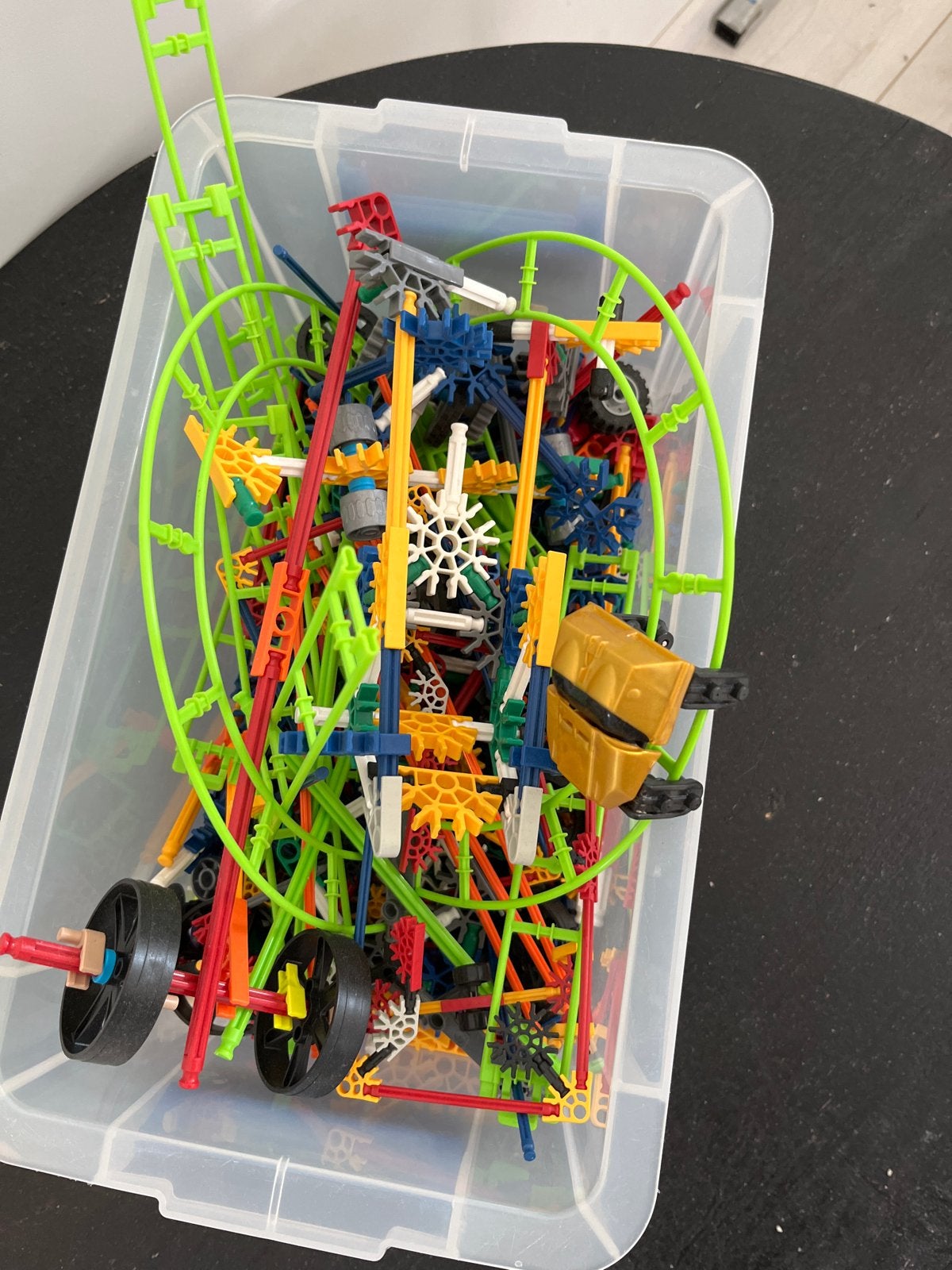 K'NEX Bouwset met Achtbaan en Diverse Materialen, Ophalen, Zo goed als nieuw, K'nex