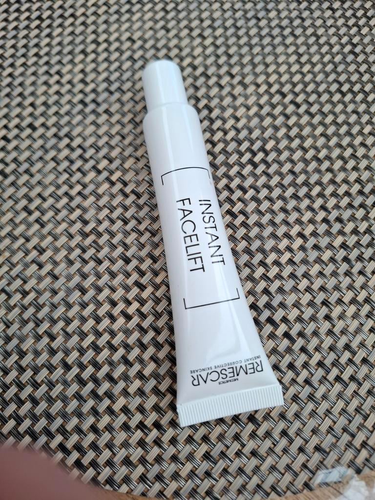 Remescar facelift creme  NIEUW, Sieraden, Tassen en Uiterlijk, Uiterlijk | Gezichtsverzorging, Ophalen of Verzenden, Nieuw, Gehele gezicht