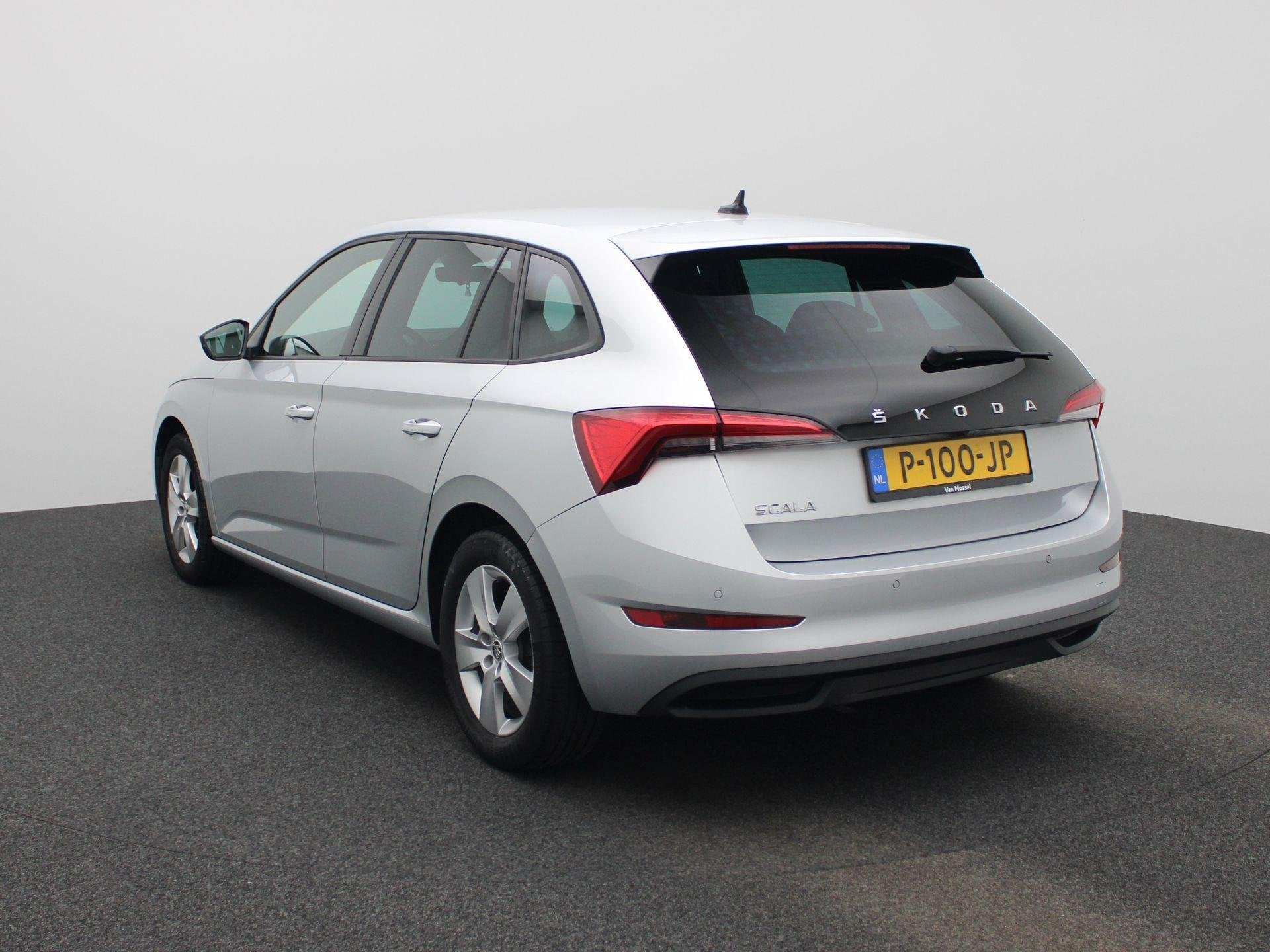 Skoda Scala 1.0 TSI Sport Business | ACHTERUITRIJCAMERA | SP, Auto's, 12 maanden, Scala, Gebruikt, 610 kg