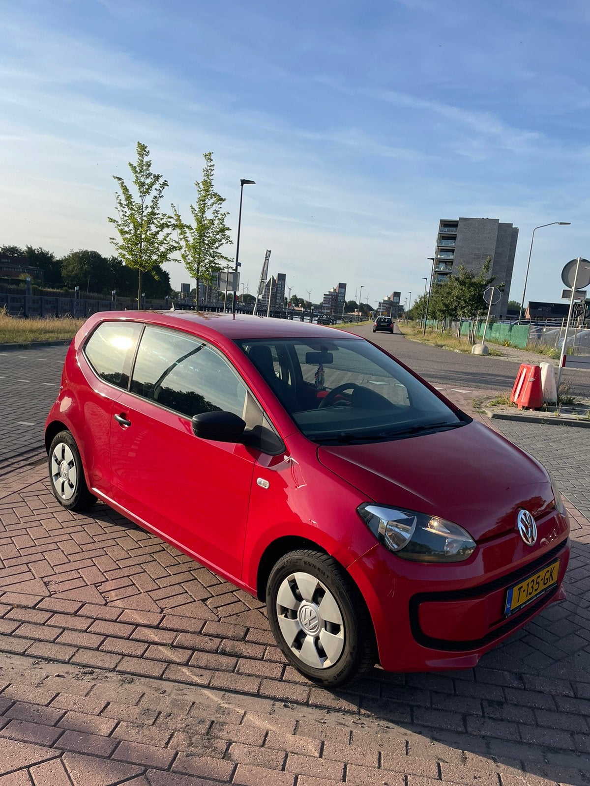 Volkswagen up!