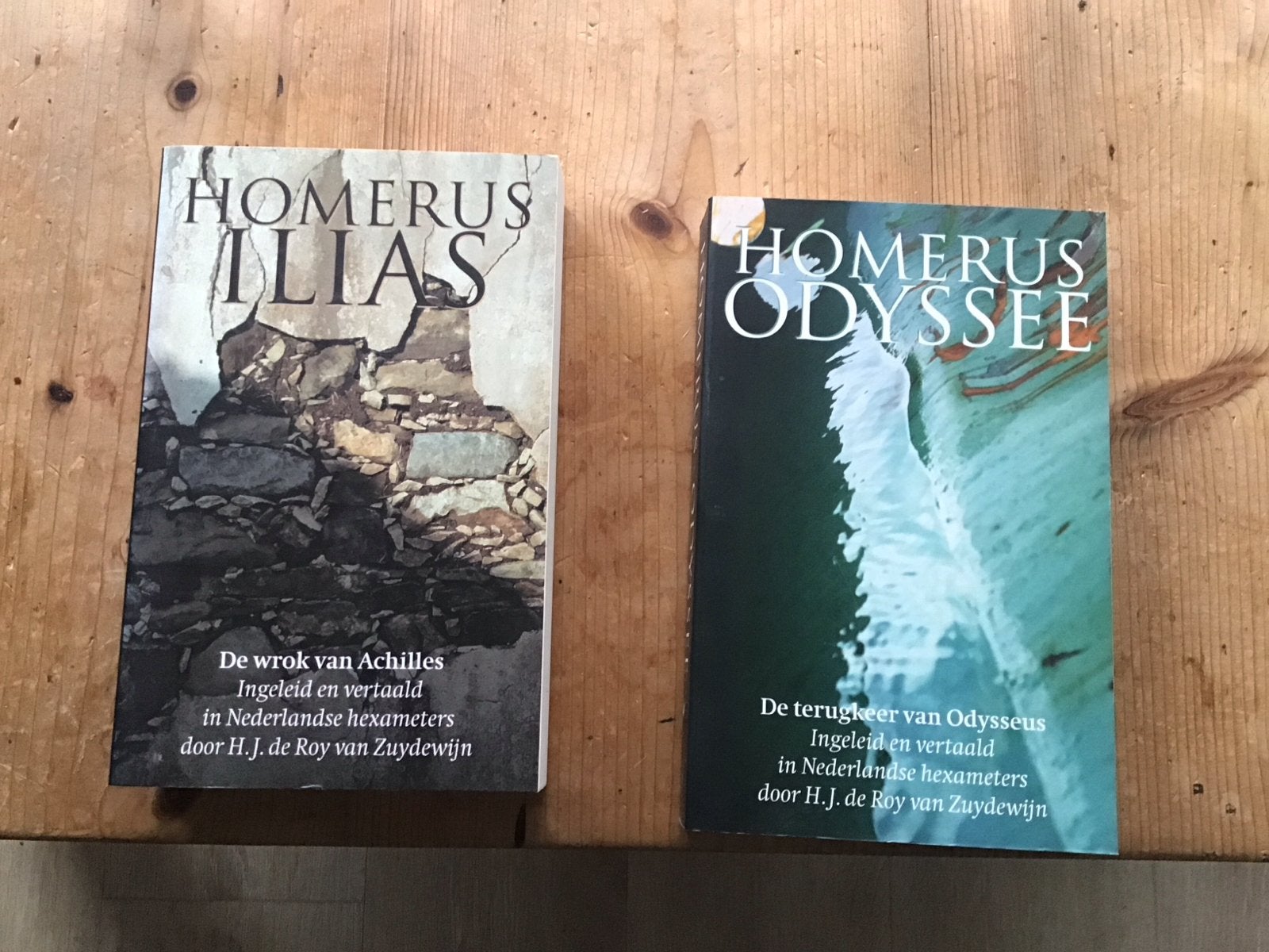 Homerus: Ilias en Odyssee - Klassieke Griekse Epen, Ophalen of Verzenden, Gelezen, Nederland