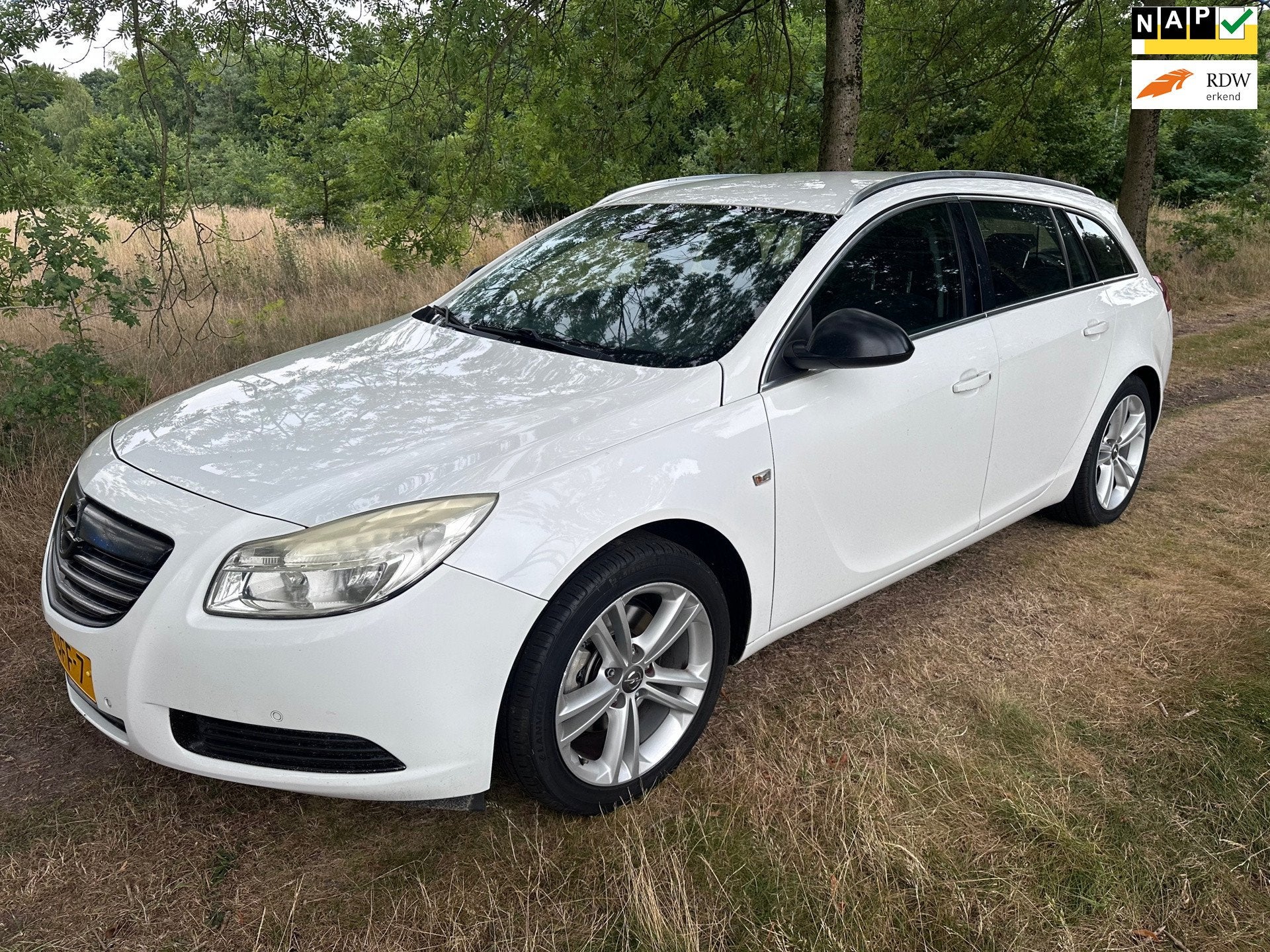 Opel Insignia Sports Tourer 1.6 T Business APK 05-03-2027, Auto's, Euro 5, Parkeersensor, Gebruikt, 4 cilinders