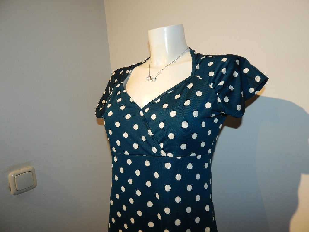 King Louie stretch jurk polkadot print dennen groen wit M, Maat 38/40 (M), Ophalen of Verzenden, Zo goed als nieuw, Knielengte