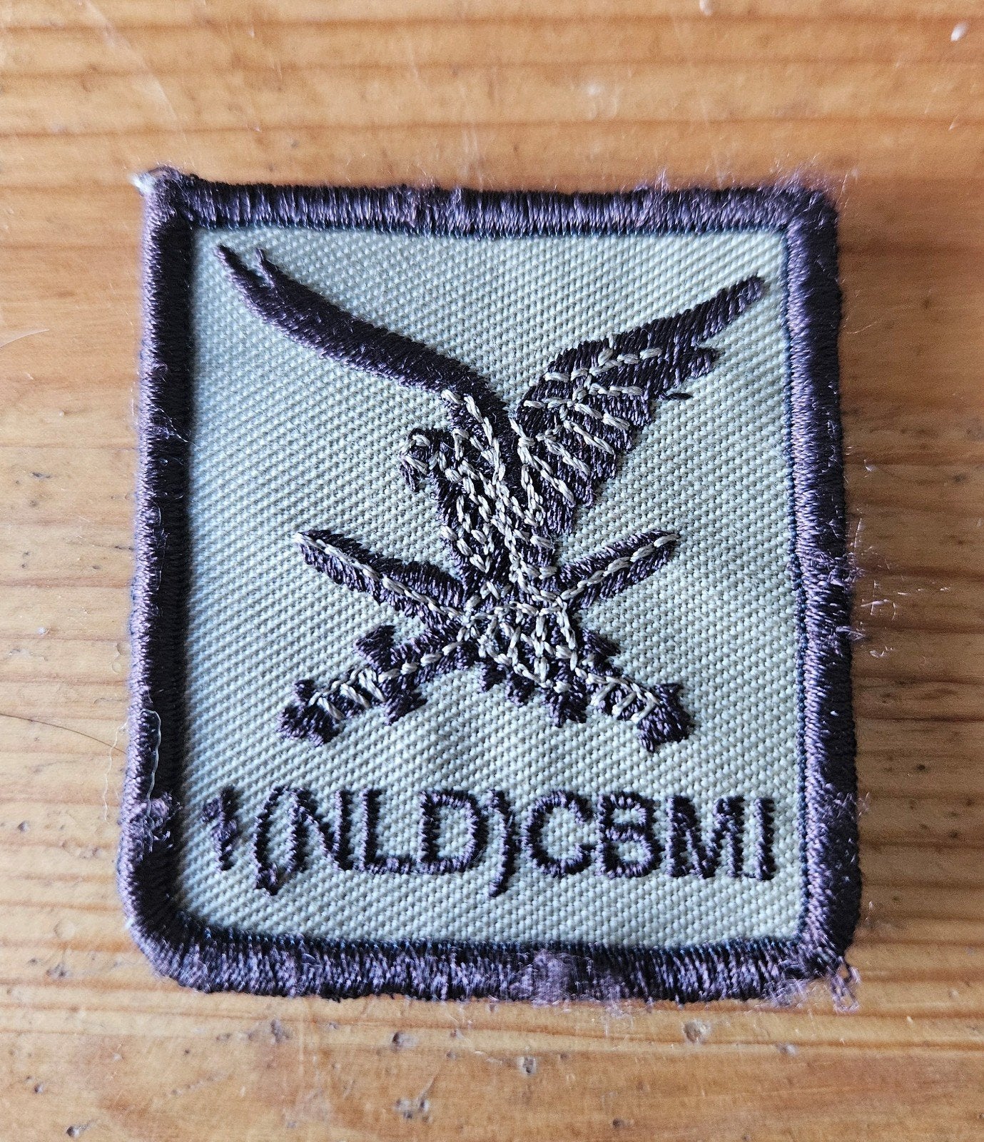 Borstembleem 1(NLD) CBMI, Ophalen of Verzenden, Landmacht, Nederland, Embleem of Badge