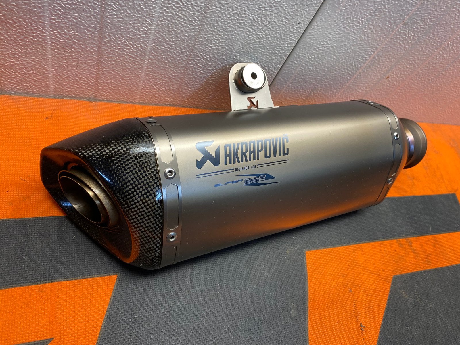 Ktm 1290 Superduke r Akrapovic uitlaat demper, Ophalen of Verzenden, Gebruikt