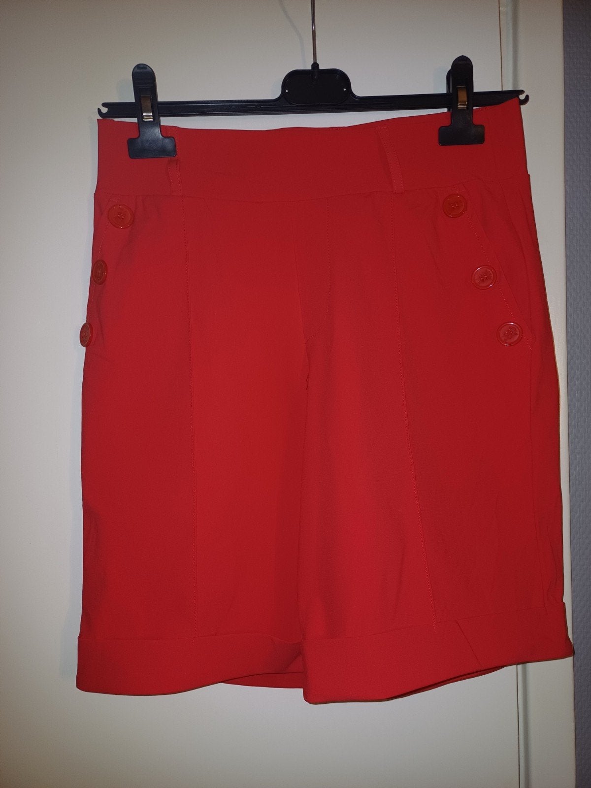 Travel Bermuda Rode XS Mi piace, Kort, Nieuw, Ophalen of Verzenden, Onbekend