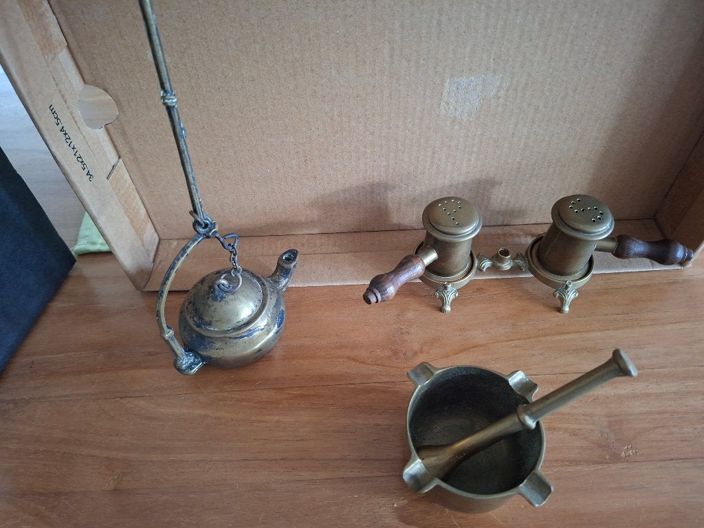 koper en messing figuren, Ophalen, Gebruikt, 1:50 of kleiner, Figuur of Figuren