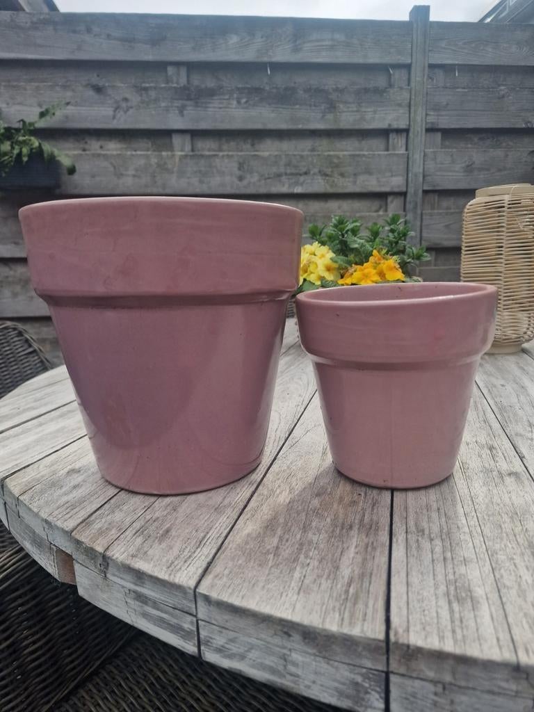 Set van 2 roze bloempotten voor tuin of balkon, Gebruikt, Rond, Minder dan 40 cm, Ophalen