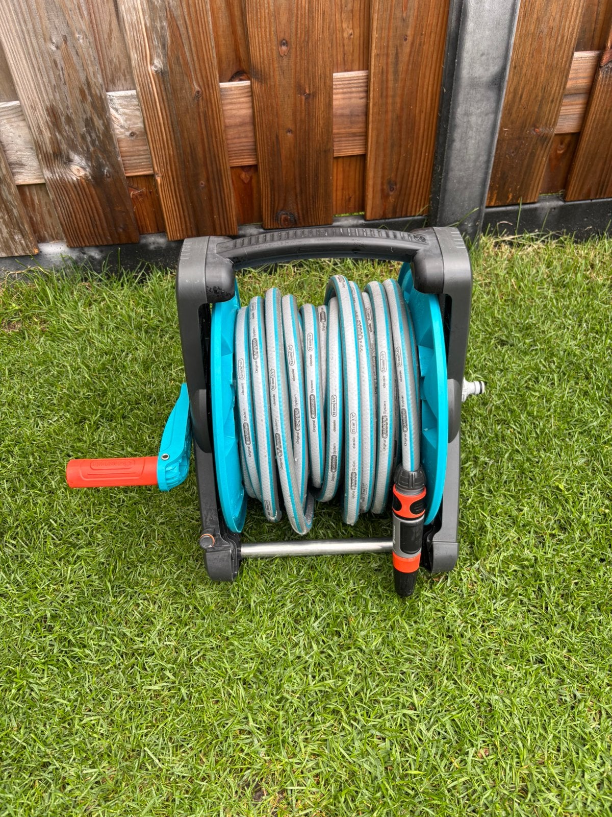 Gardena tuinslang met haspel 20 meter slang, Tuin en Terras, Ophalen, Zo goed als nieuw, Tuinslang