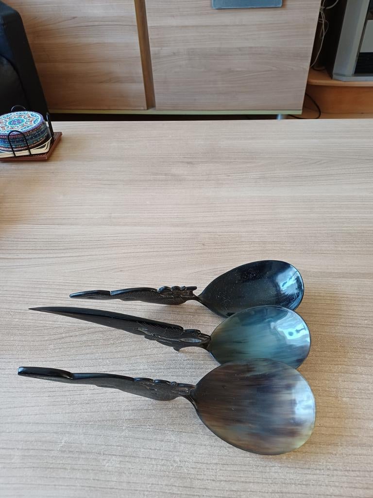 3 Indonesische vintage rijstopscheplepels, buffelhoorn, Antiek en Kunst, Ophalen of Verzenden