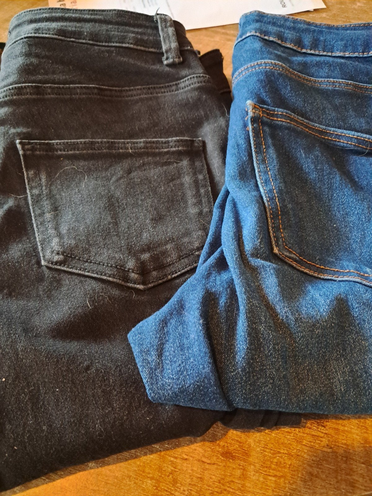 Primark Jeans (2 stuks) - Zwart en Blauw - Maat 36/38, Ophalen, Primark, Zwart, Zo goed als nieuw