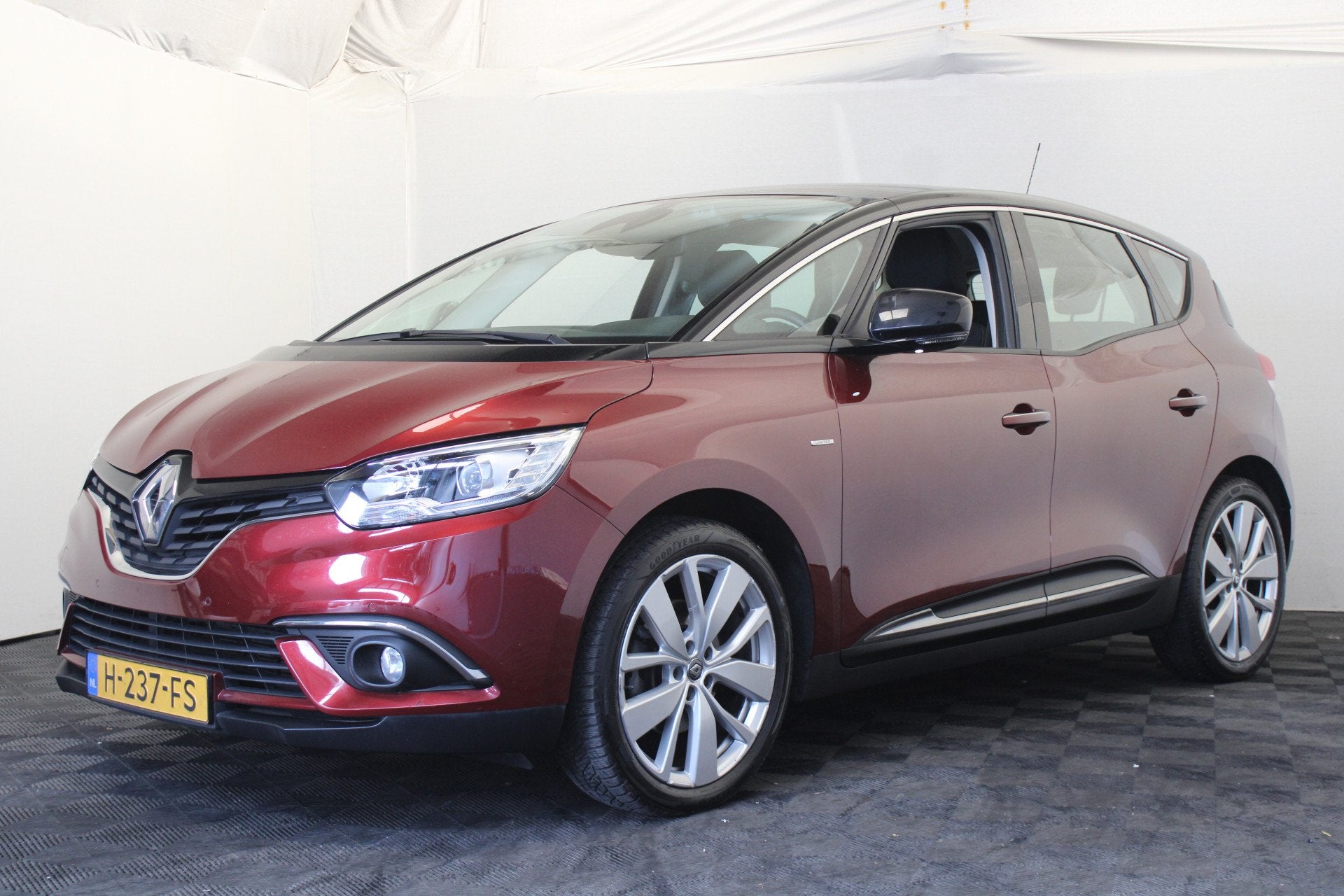 Renault Scénic 1.3 TCe Limited |Navi| (bj 2020), Auto's, Renault, Voorwielaandrijving, 745 kg, Stof, 4 cilinders