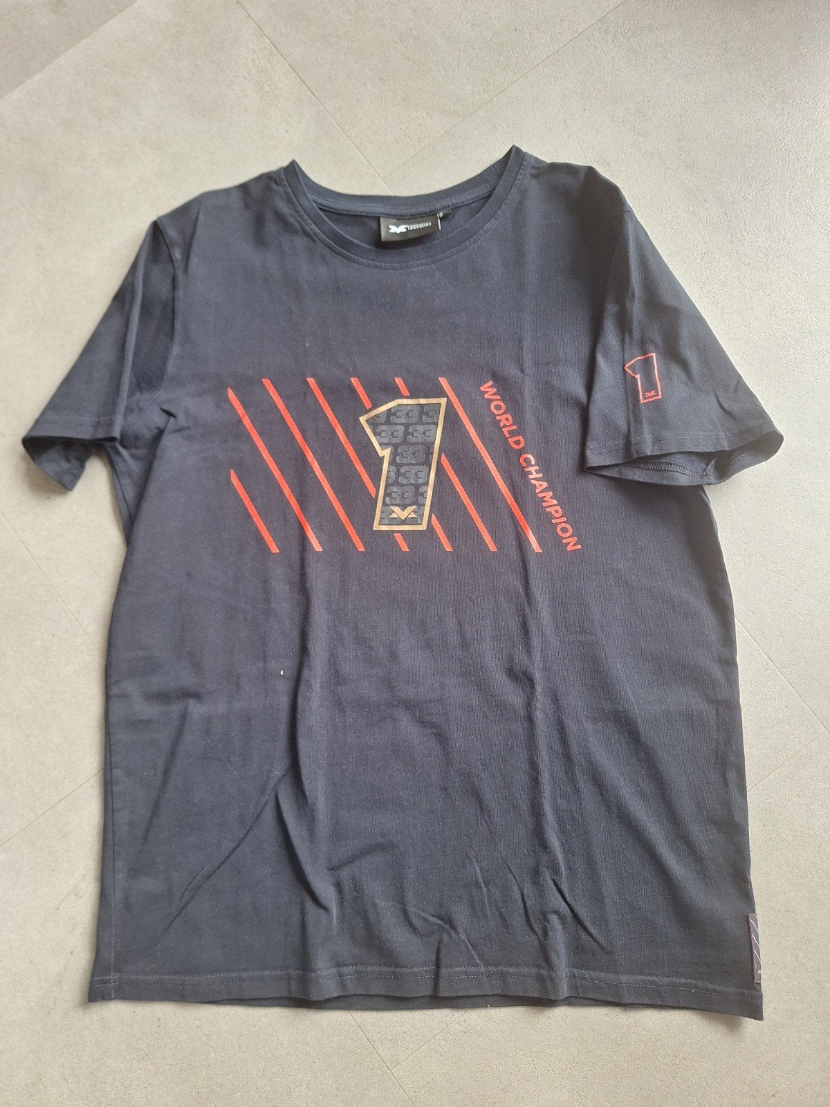 Zwart Max Verstappen 1 t-shirt maat L, Maat 52/54 (L), Zwart, Max Verstappen, Ophalen of Verzenden