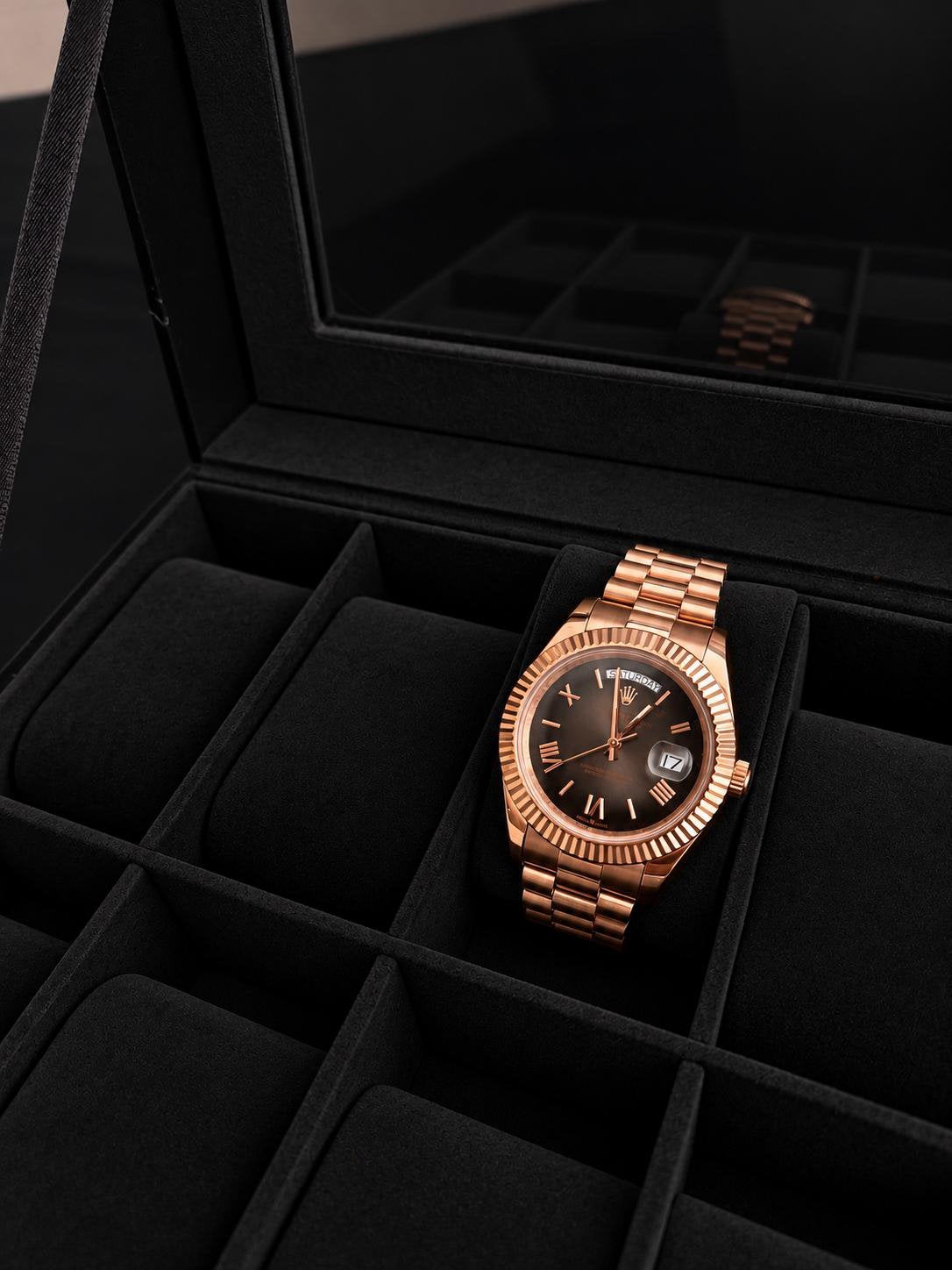Luxe roségouden horloge met zwarte wijzerplaat, Sieraden, Tassen en Uiterlijk, Overige merken, Staal, Met bandje, Verzenden