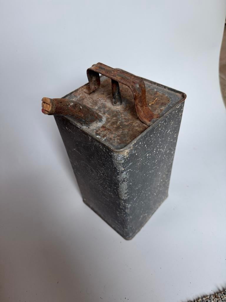 Vintage Esso jerrycan uit 1949 - Zeldzaam verzamelobject, Ophalen