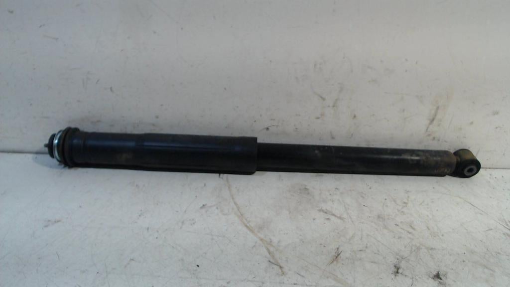 Schokbreker rechts achter Toyota Yaris, Onderdelen@venauto.nl, Van der Ven Autorecycling B.V., Gebruikt, Ettenseweg 76, 4706 PB Roosendaal, The Netherlands