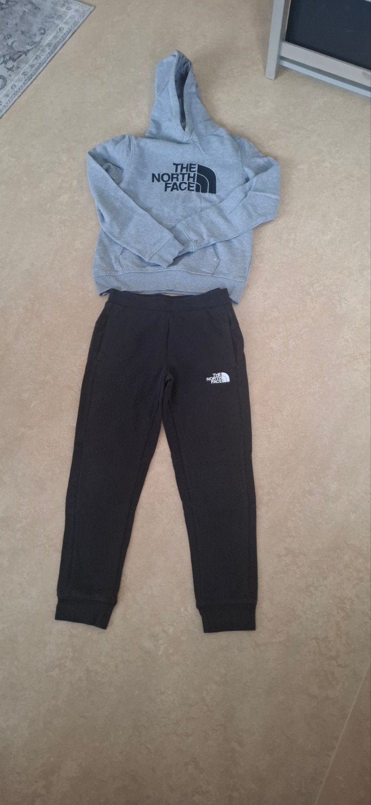 The North Face Trainingspak - Hoodie & Joggingbroek, Kinderen en Baby's, Ophalen, Gebruikt, The North Face, Jongen