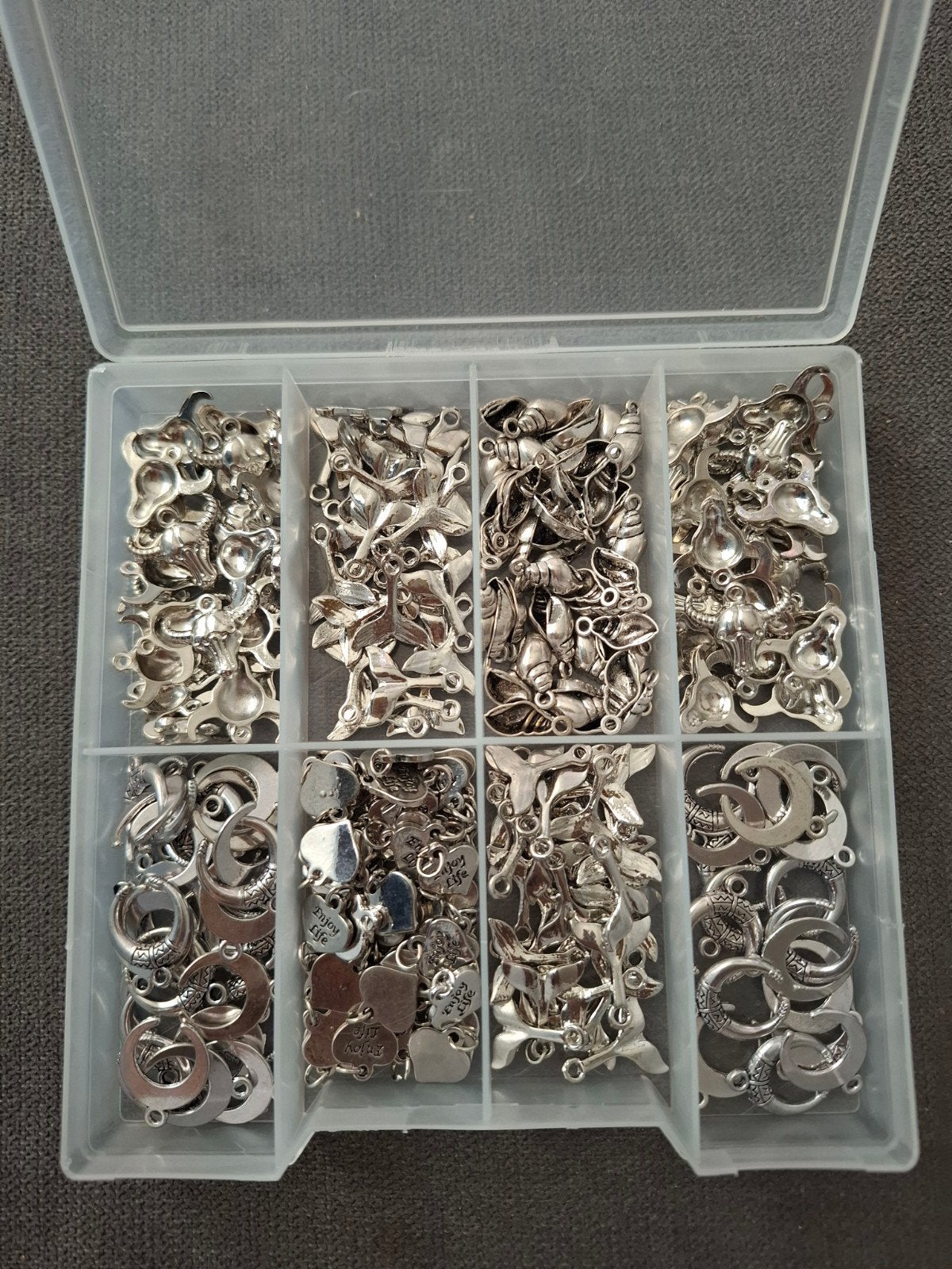 260 stuks bedels hangers partij metaal zilver grijs, Overige merken, Overige materialen, -, -