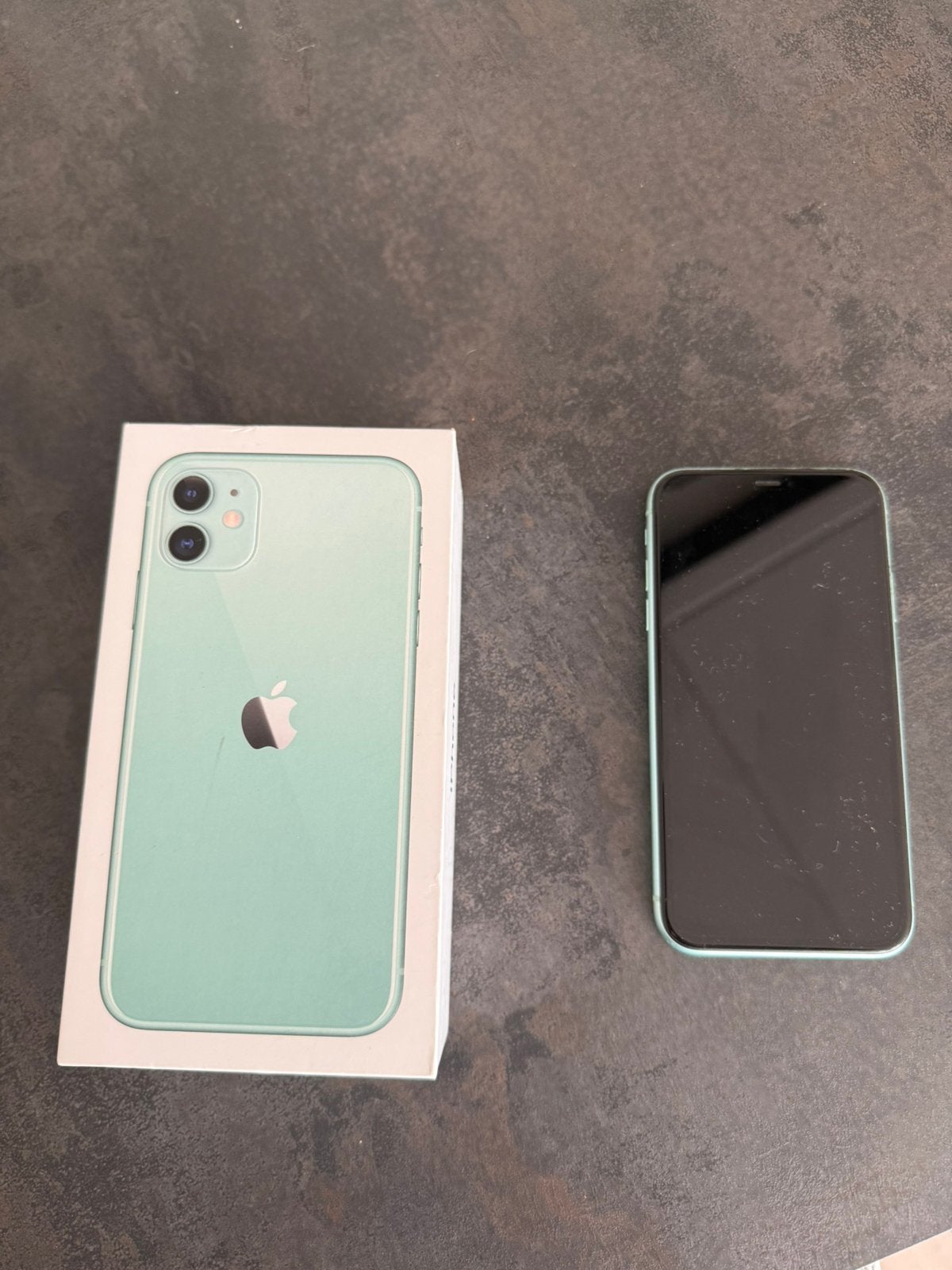 Iphone 11 64gb groen, Telecommunicatie, Mobiele telefoons | Apple iPhone, Ophalen, IPhone 11, Zo goed als nieuw, 64 GB