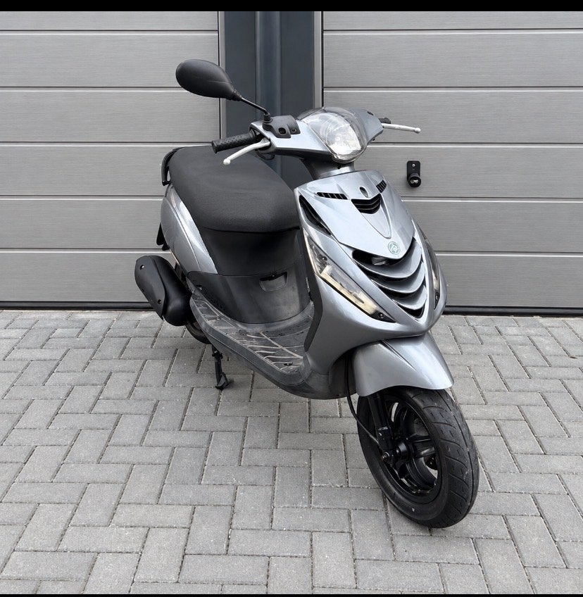 Piaggio Zip 2019 - Goed onderhouden, Ophalen of Verzenden, Zo goed als nieuw, Benzine, Zip