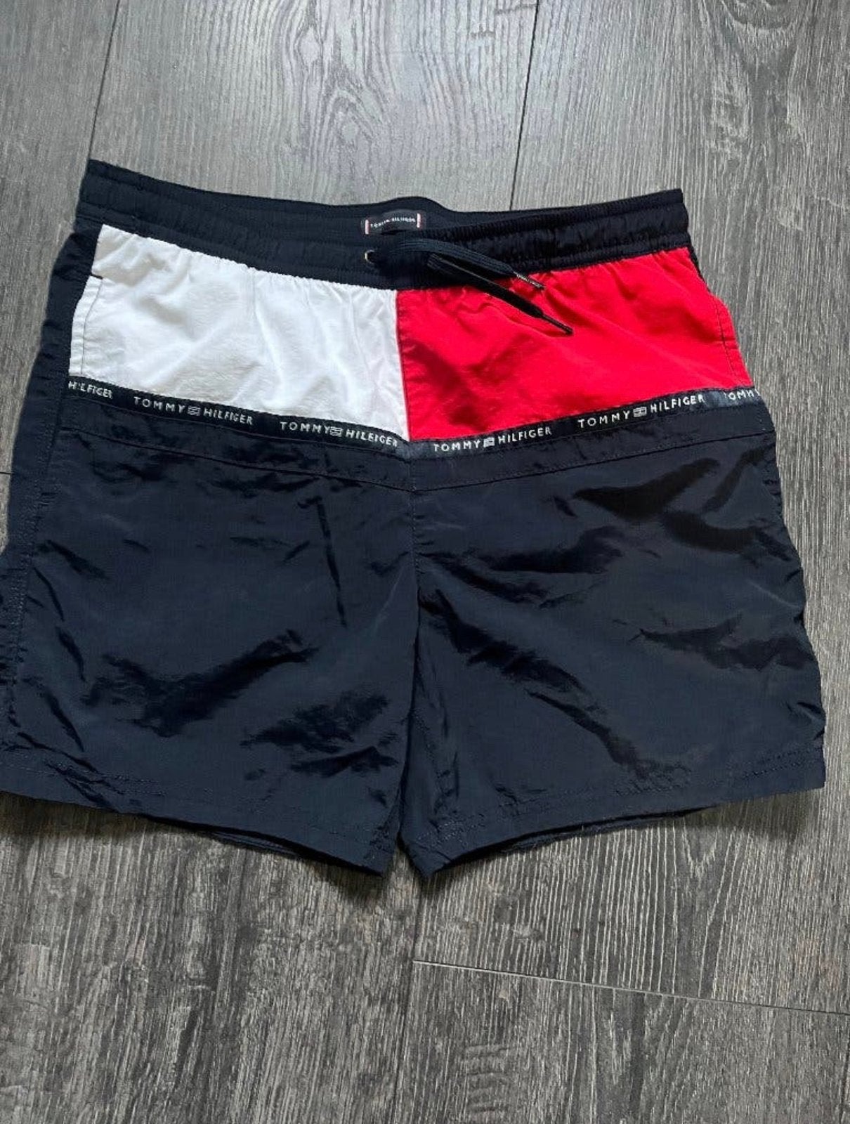 Tommy Hilfiger zwembroek maat 152 (12-14), Ophalen of Verzenden, Zo goed als nieuw, Jongen of Meisje, Sport- of Zwemkleding
