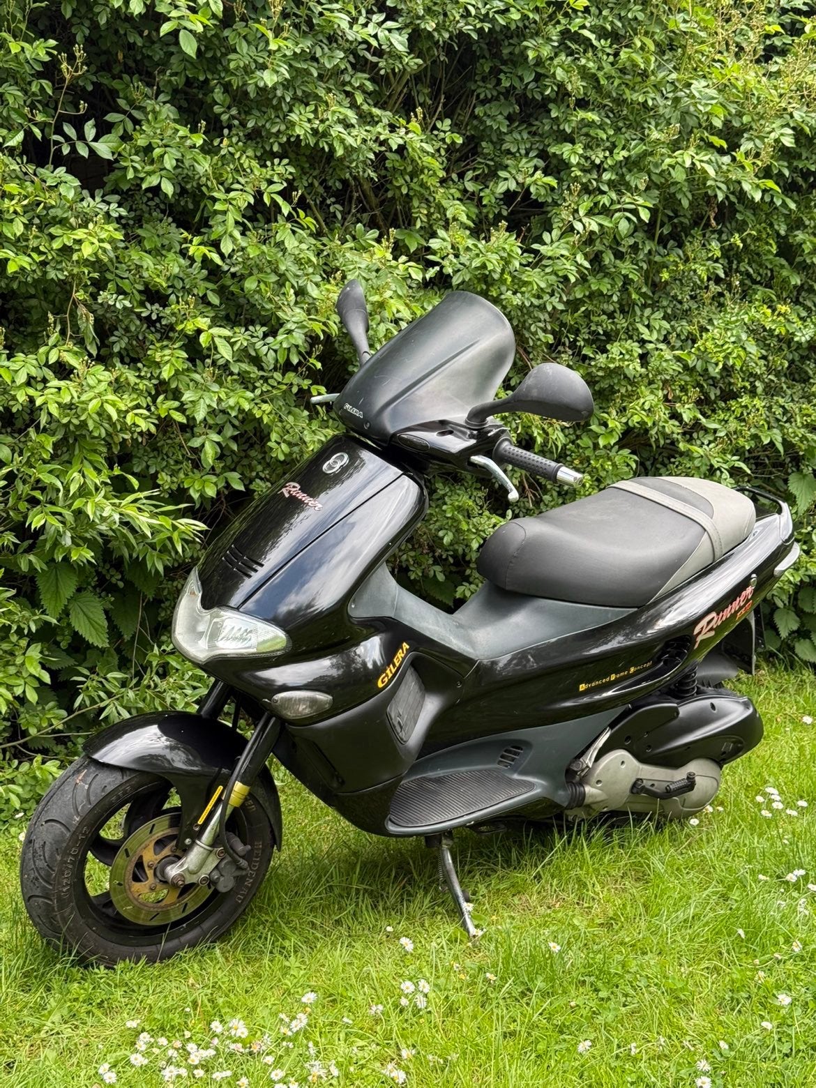 Gilera runner M08 180cc SD duitse papieren zwart, Motoren, Ophalen of Verzenden
