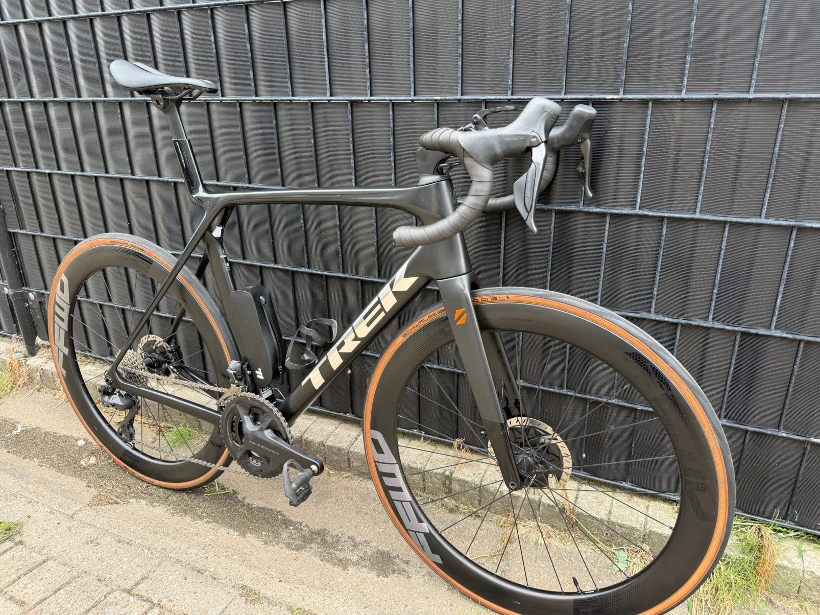 Trek Madone SL6 gen 8 maat 58 Shimano Ultegra R8170, 28 inch, Carbon, Heren, Zo goed als nieuw