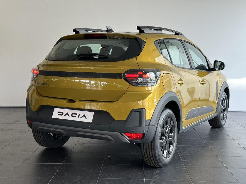 Dacia Sandero 1.0 TCe 110 Stepway limited edition NIEUW MET, Auto's, Dacia, Voorwielaandrijving, Stof, Met garantie (alle), Geel