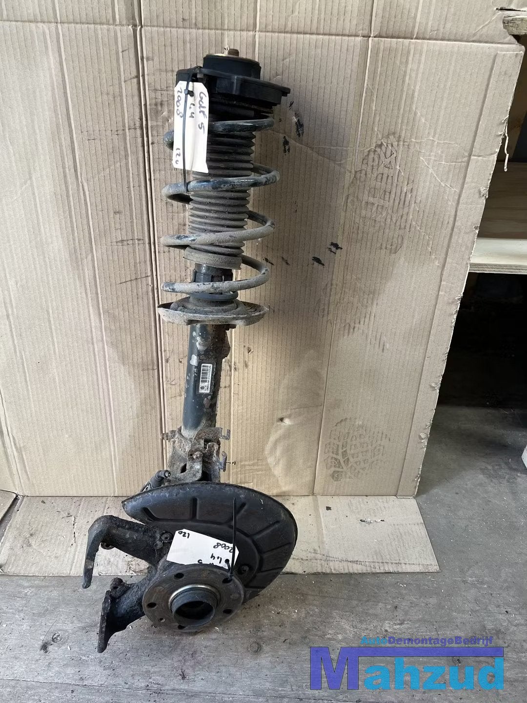 VW GOLF 5 1.4 Links voor veerpoot fusee 2004-2009, Gebruikt, Volkswagen, Volkswagen AG, Berliner Ring 2
38440  Wolfsburg, DE