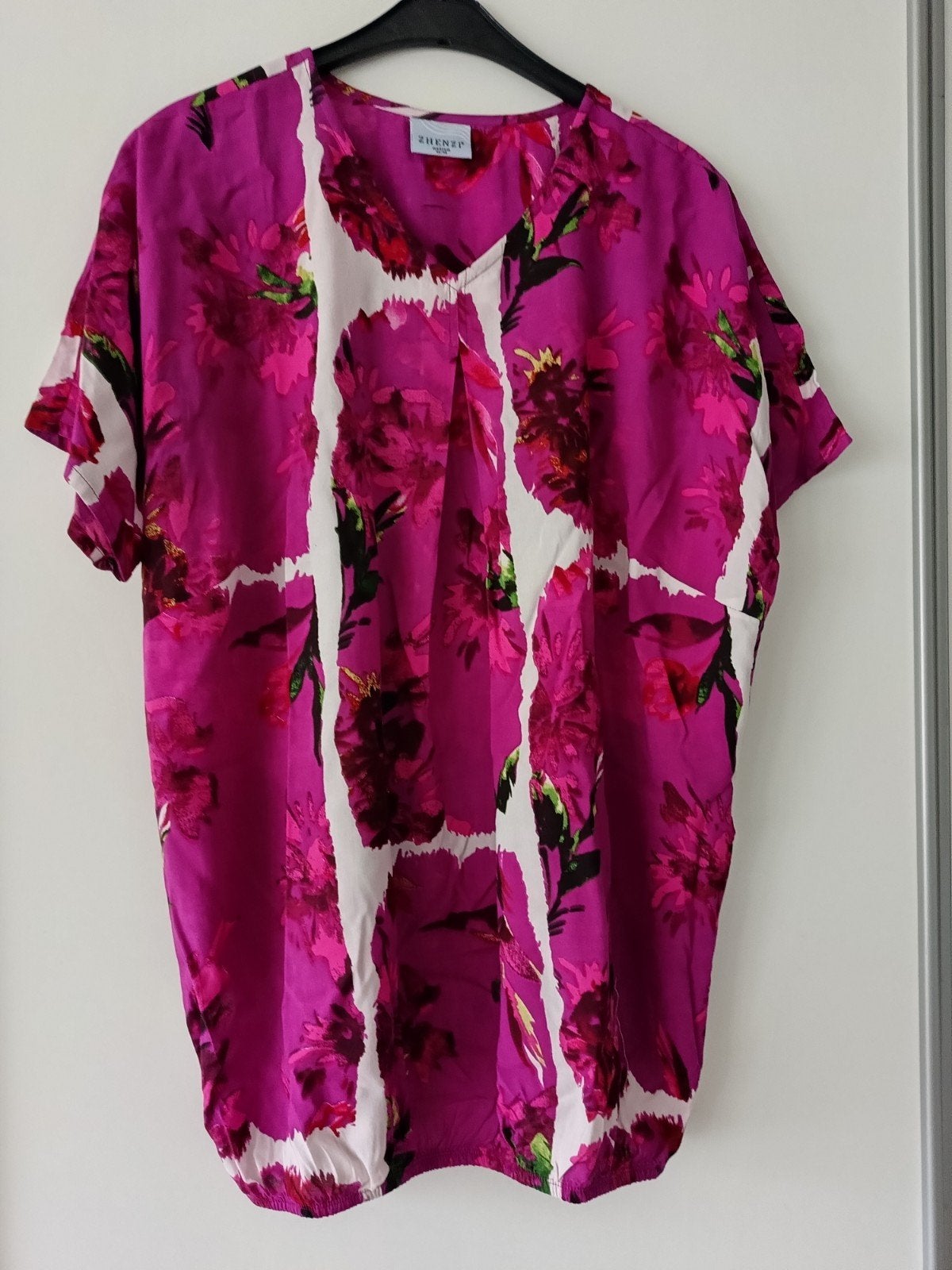 Mooie Zhenzi blouse met gebloemde print en elastiek, Zhenzi, Meerkleurig, Maat 46/48 (XL) of groter, Ophalen of Verzenden