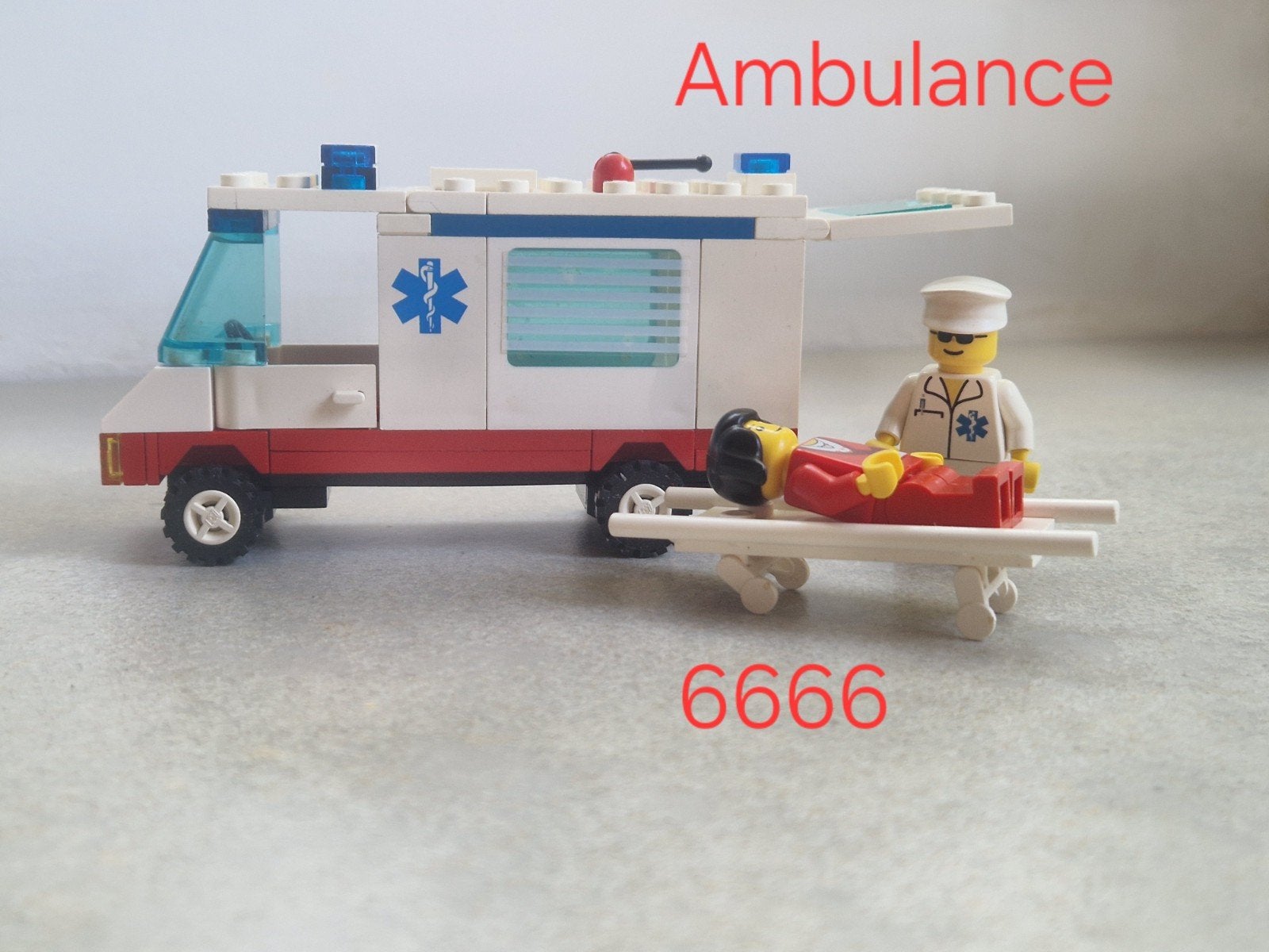 Lego Town Ambulance, Ophalen of Verzenden