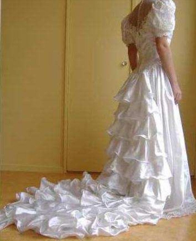 Mooie trouwjurk maat S - hele gave sleep!, Kleding | Dames, Ophalen of Verzenden, Wit, Trouwjurk
