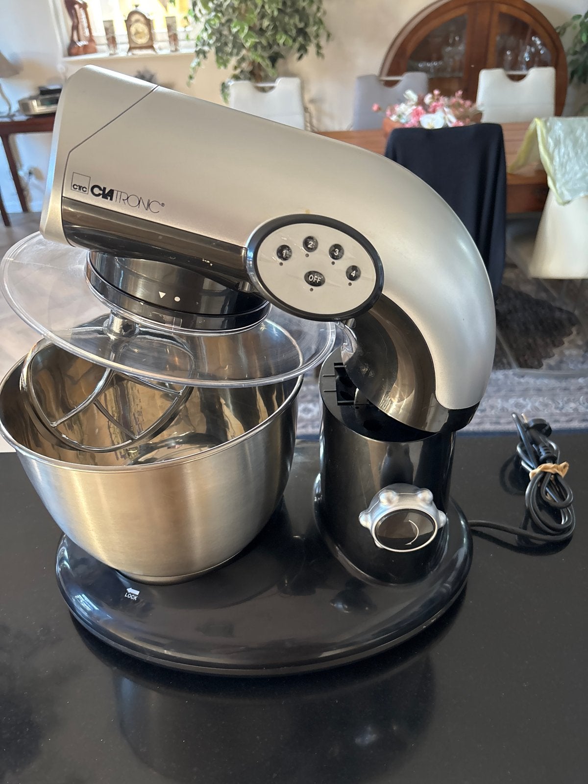 Clatronic KM 3323 Keukenmachine - Zo goed als nieuw, Ophalen of Verzenden, Zo goed als nieuw, Vaatwasserbestendig, 3 snelheden of meer