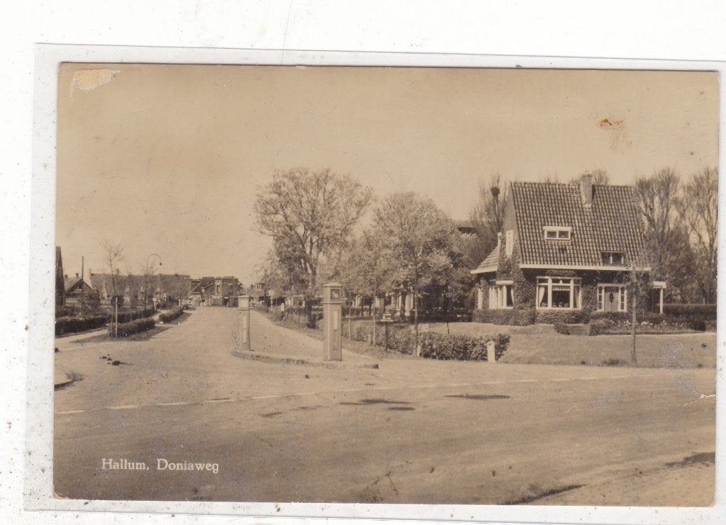 Hallum-Doniaweg 1958, Verzamelen, Ansichtkaarten | Nederland, Verzenden, 1940 tot 1960, Gelopen, Friesland