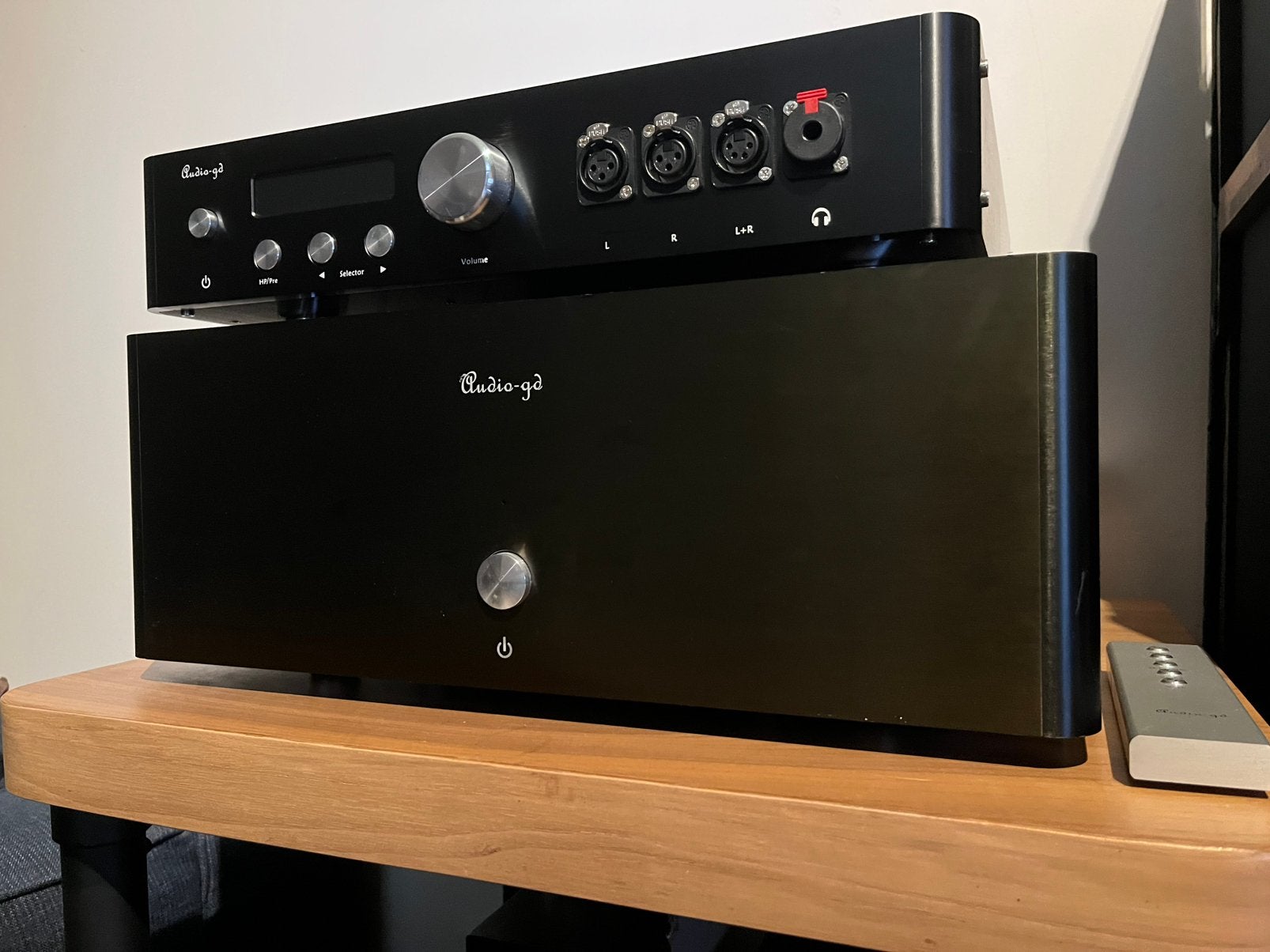 Zwarte highend Audio-GD Master 11 DAC pre koptelefoon i2s, Ophalen of Verzenden, Zo goed als nieuw