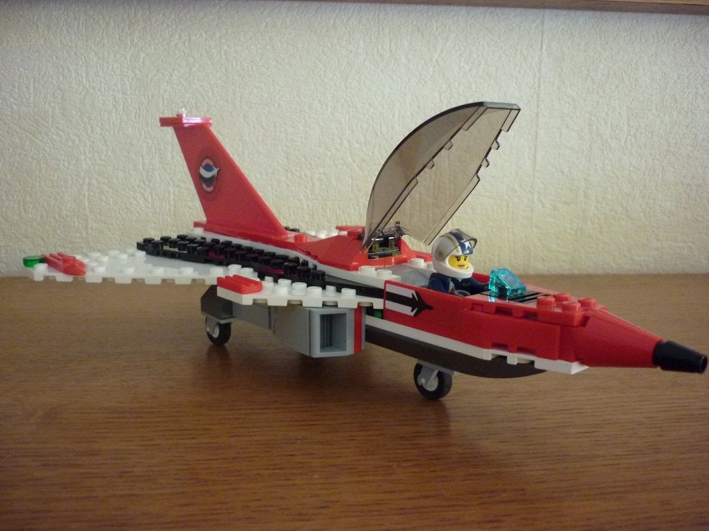 Foto 3 van Lego City 60103 - Vliegveld Luchtvaartshow