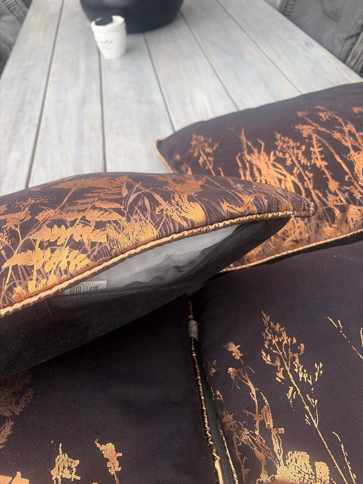 4 Sierkussens met gouden bloemenprint - Zo goed als nieuw, Meerkleurig, Afneembare hoes, Ophalen of Verzenden, Zo goed als nieuw