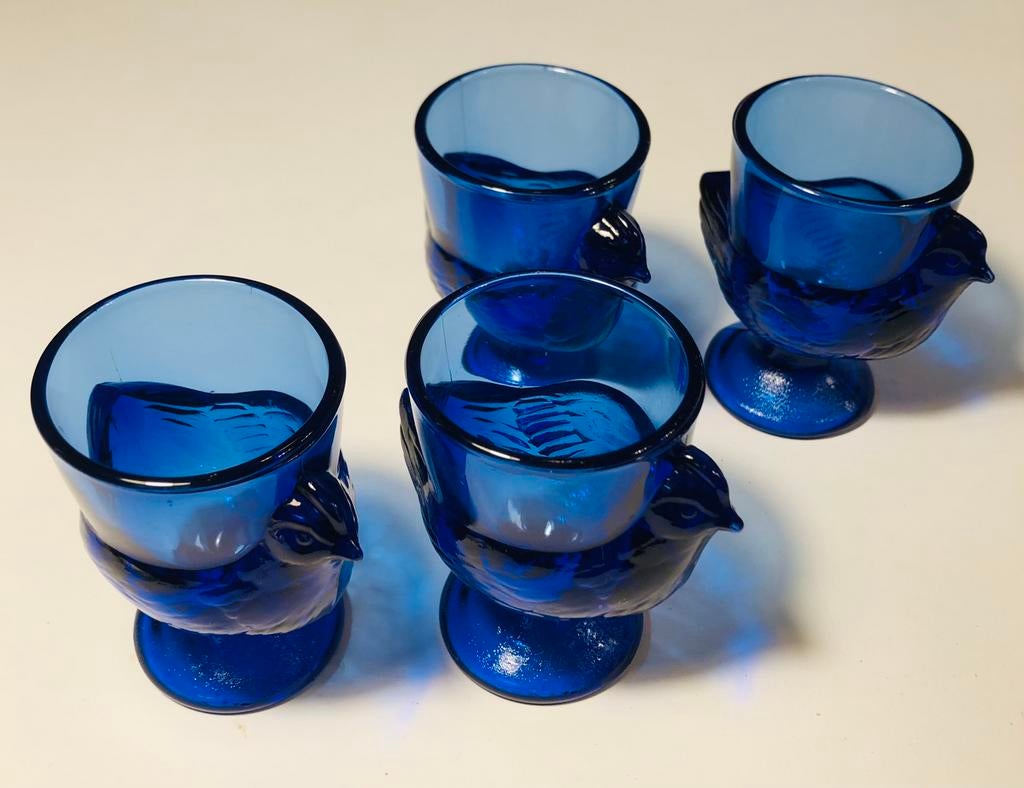 Glazen eierdopjes in de vorm van kippetjes, Frans glas, Ophalen of Verzenden