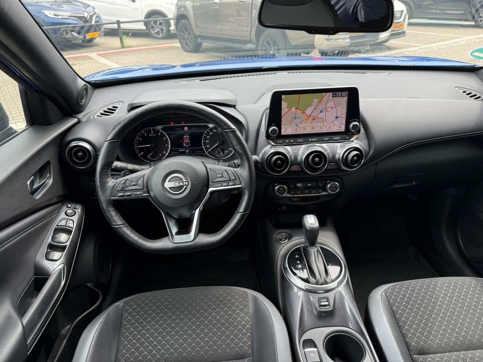 Nissan Juke 1.0 DIG-T N-Connecta *Trekhaak & Stoelverwarming, 12 maanden, Stof, Euro 6, Blauw