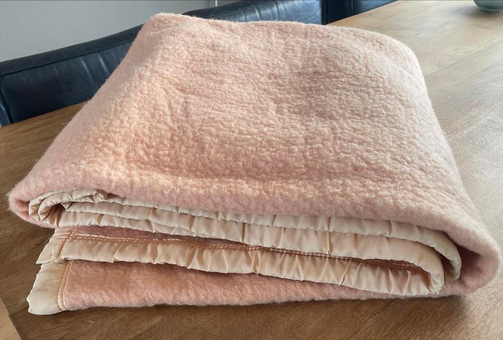 FWAB Zalm wollen deken 250x230cm vintage zuiver scheerwol, Gebruikt, Overige kleuren, Vintage, 200 cm of meer