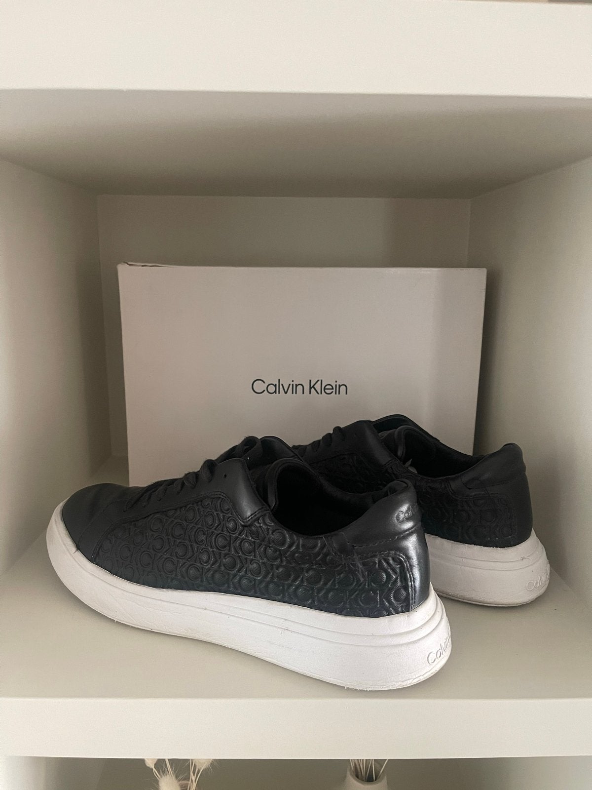 Calvin Klein Lage Sneakers Zwart Maat 44, Zwart, Ophalen of Verzenden, Sneakers of Gympen, Gedragen