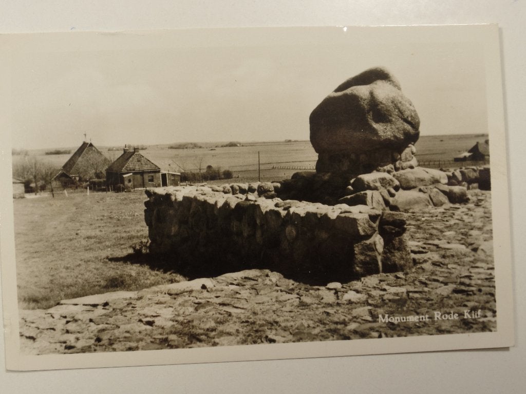 Monument Rode Klif Skarl Warns, Ophalen of Verzenden, 1940 tot 1960, Gelopen, Friesland