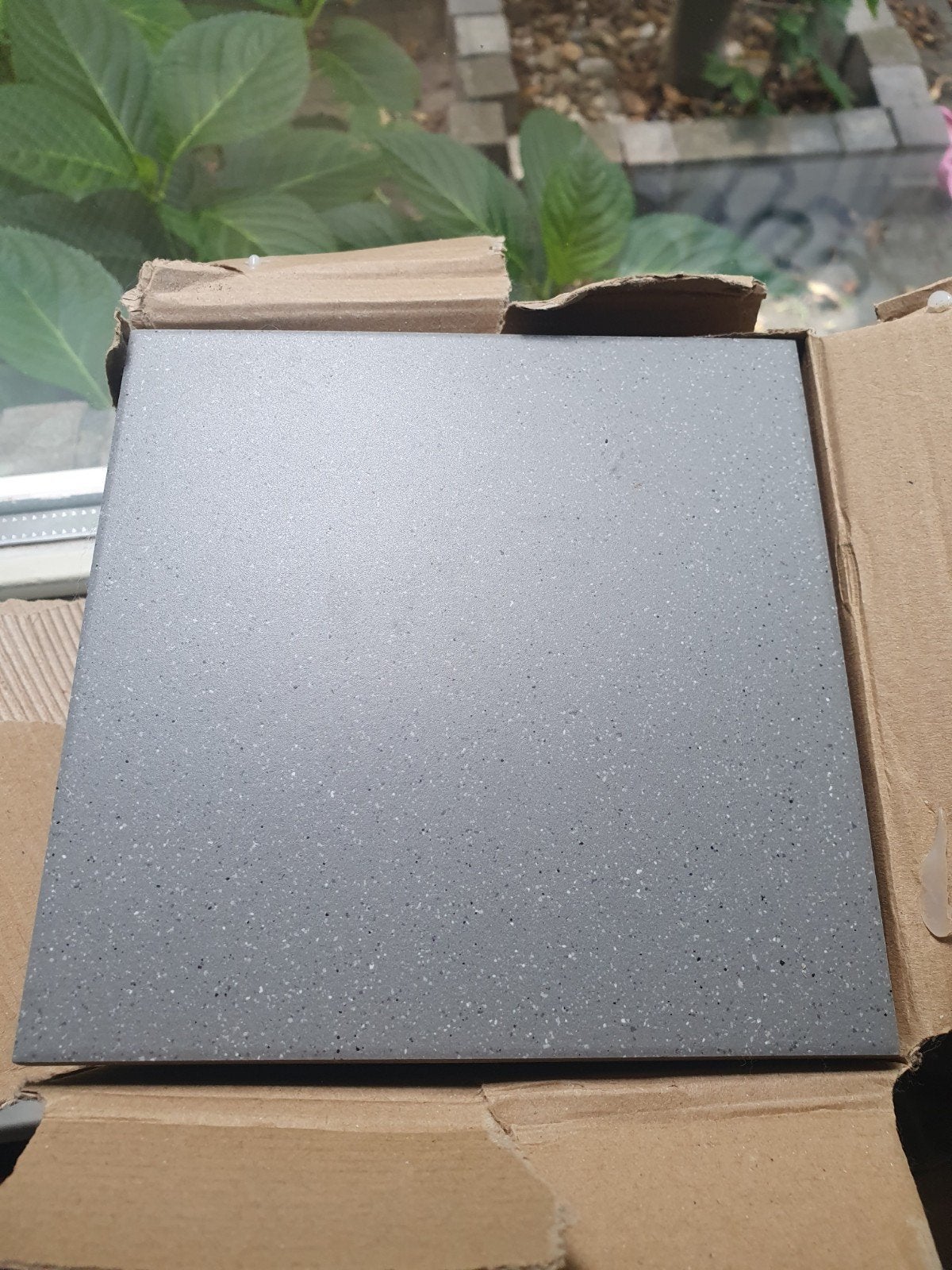 Nieuwe Royal Mosa vloertegels 15x15 cm - Grijs, Ophalen, Keramiek, Nieuw, Minder dan 20 cm