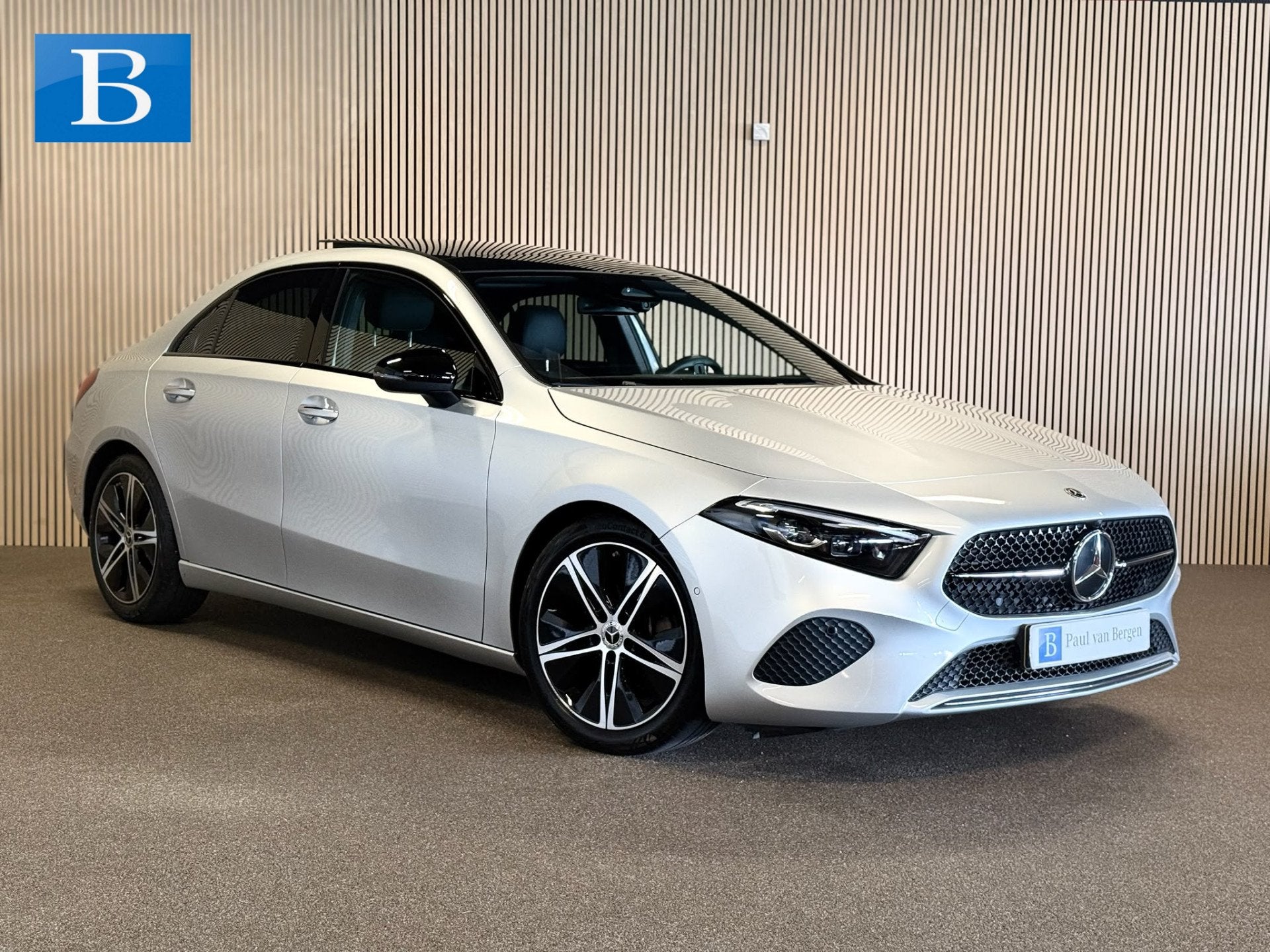 Mercedes-Benz A-Klasse 180 Sedan Progressive-NIGHT-PANORAMA-, Auto's, 136 pk, Gebruikt, Bedrijf, Sedan