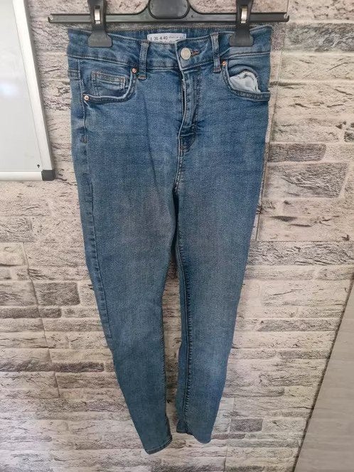 Blauwe spijkerbroek Maat 36 h3, Onbekend, Ophalen of Verzenden, Zo goed als nieuw, Primark