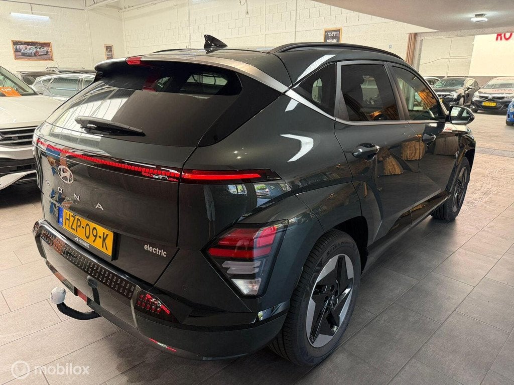 Hyundai Kona Electric Premium 65.4 kWh | Fabrieksgarantie, Auto's, Hyundai, Gebruikt, 750 kg, Adaptive Cruise Control, Kona